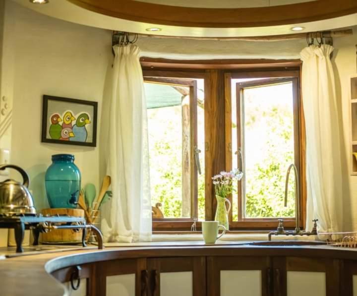 Half Moon Hollow Eco Cottage Mossel Bay Esterno foto